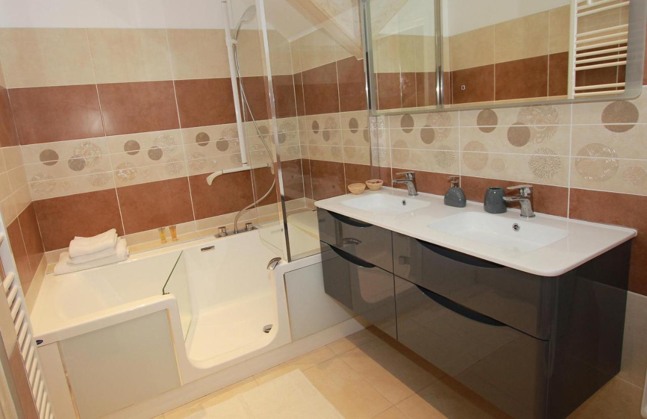 Maison Labbey Commes Екстериор снимка